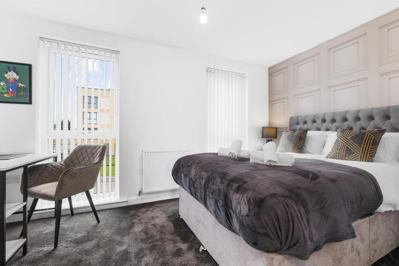 Luxury 2 Bed House City Centre ✘ Bbq & Garden ☆ Family Friendly→ Swingball & Outdoor Furniture - Free Parking → With 50 Inch Smart Tv, Free Netflix & Wifi ✘ Comfy Seating Area - By Maevela Бірмінгем Екстер'єр фото